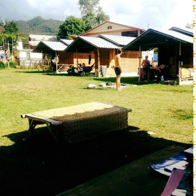 Sleepy Hut Pai Hotel Buitenkant foto